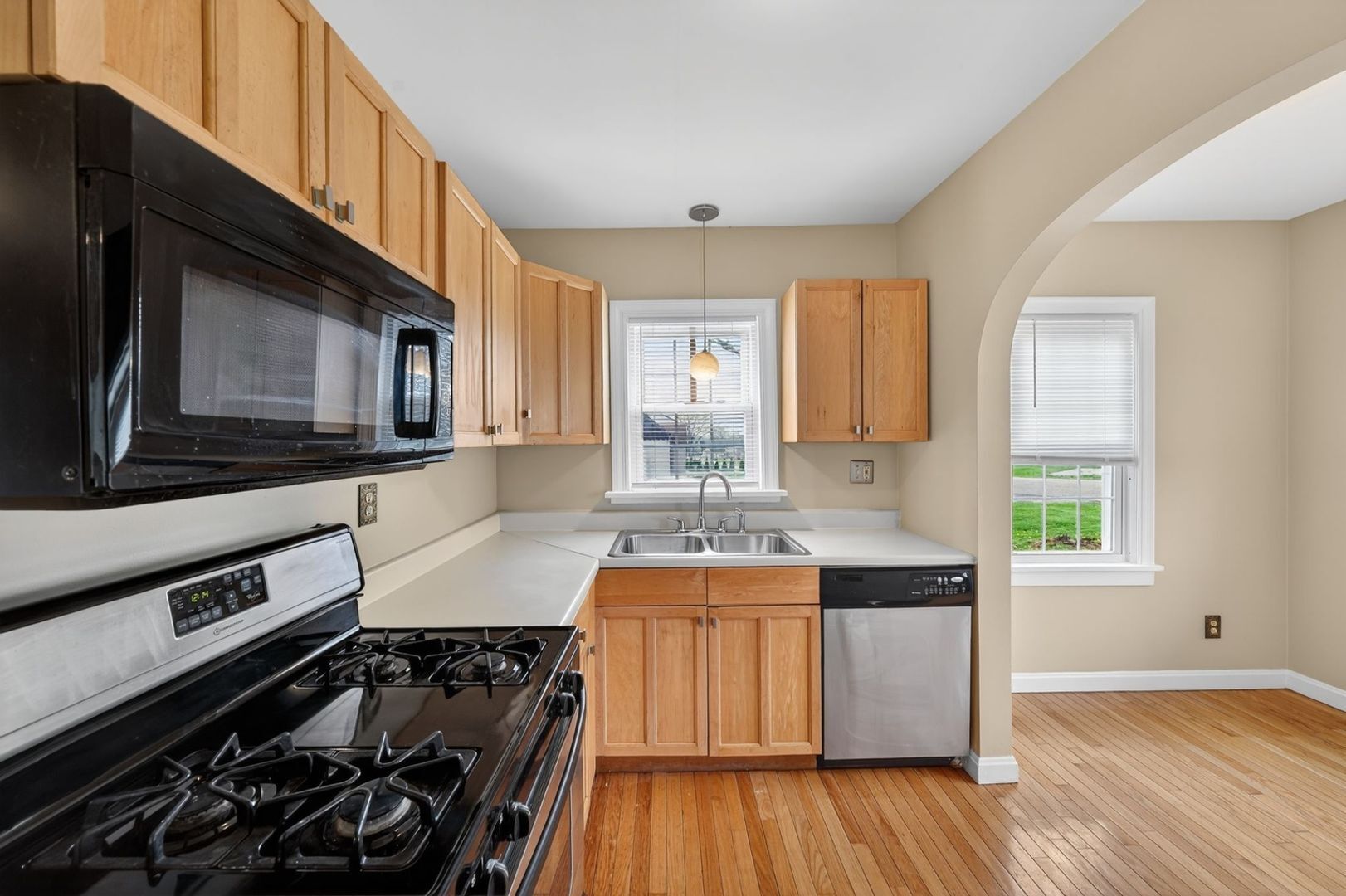 Building Photo - 1133 Milford St NE