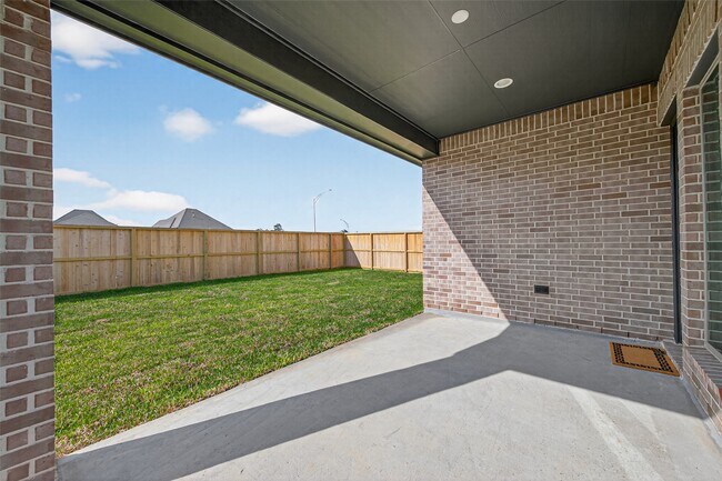 Building Photo - 319 Silver Sage St