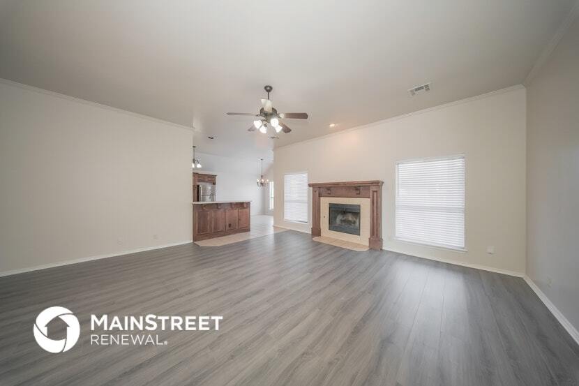 Building Photo - 17029 Woodvine Dr