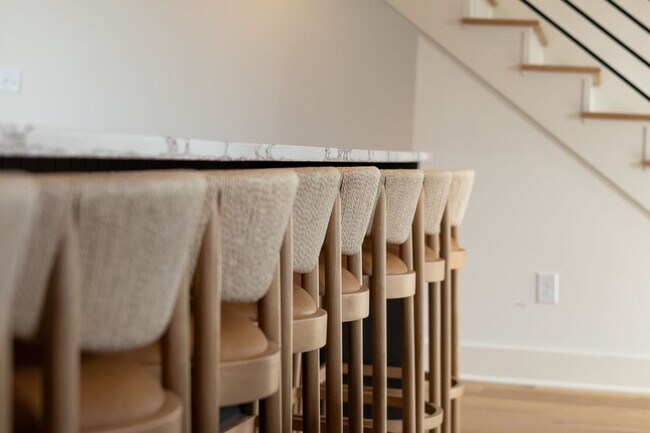 Building Photo - 1117 3rd Ave S