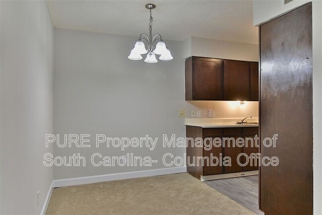 Building Photo - 1222 Old Manor Rd
