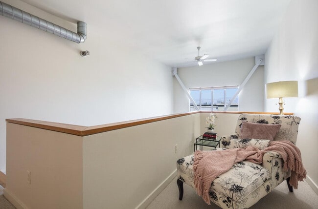 Building Photo - 333 Santana Row