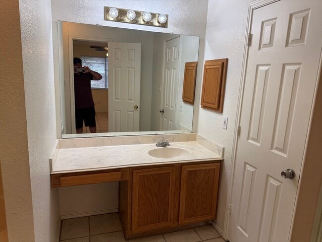 Building Photo - Cute Single Story 3 Bedroom in Keller ISD