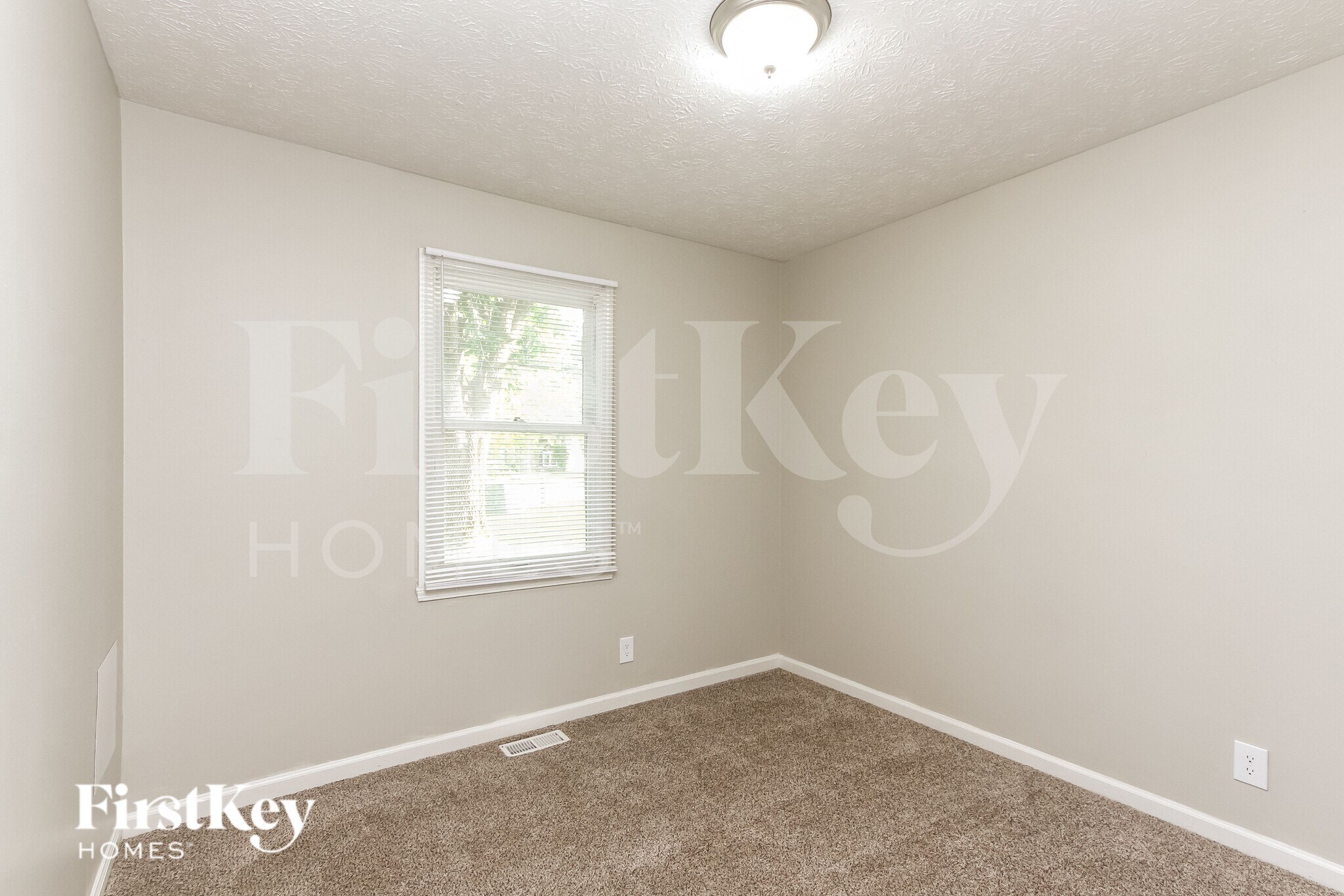Building Photo - 5038 Deer Creek Pl