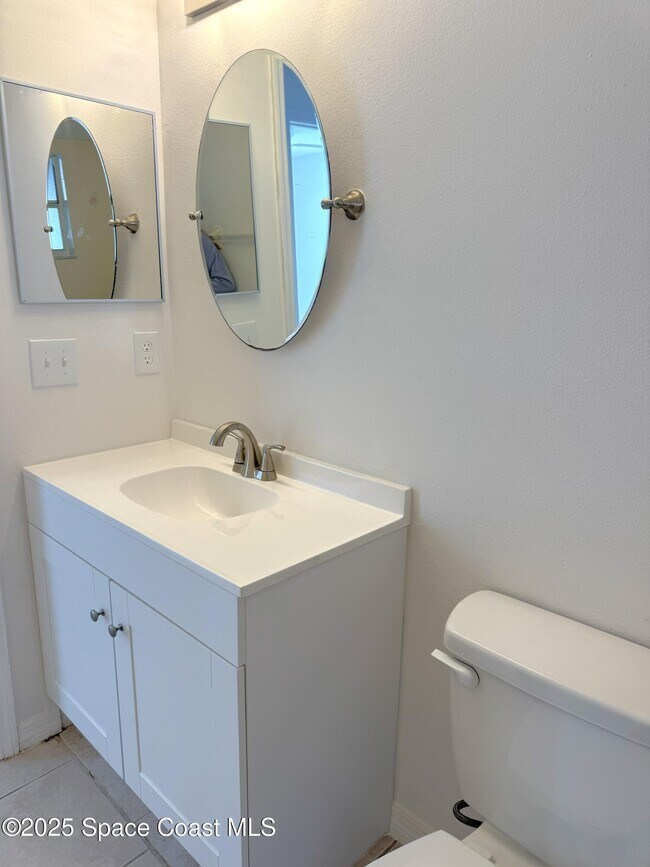 Building Photo - 3193 Brentwood Ln