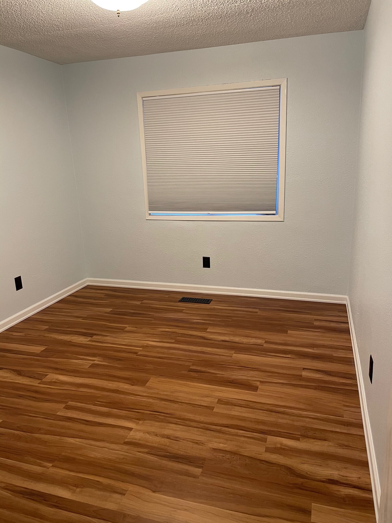 2nd bedroom - 2533 La Honda Dr