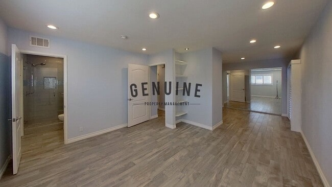 Building Photo - Coming Soon: Remodeled 4Bd 2Ba Home in Fou...