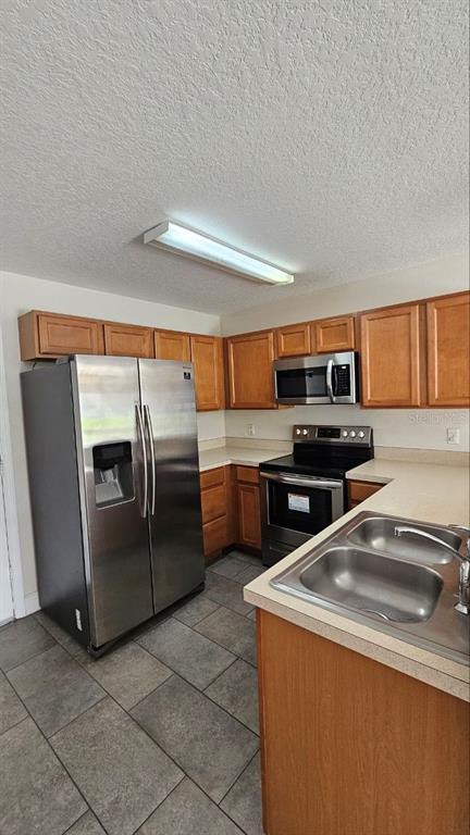 Building Photo - 580 Cresting Oak Cir