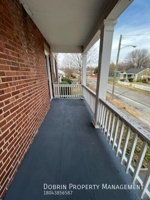 Building Photo - 1721 Blair St