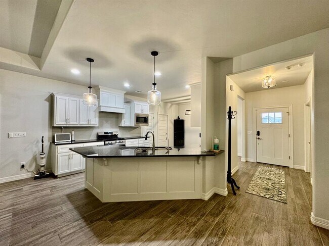 Building Photo - 8501 NW 109th Terrace