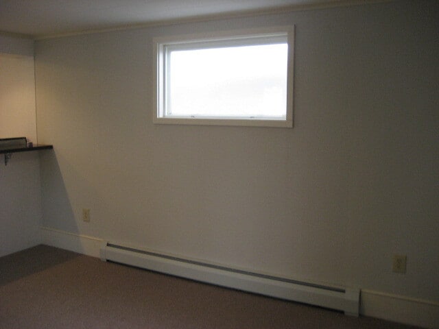 Building Photo - 113 Forest St