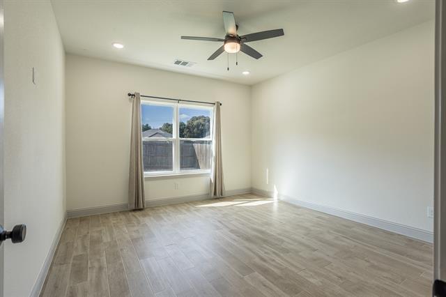 Building Photo - 5116 Stoneridge Dr