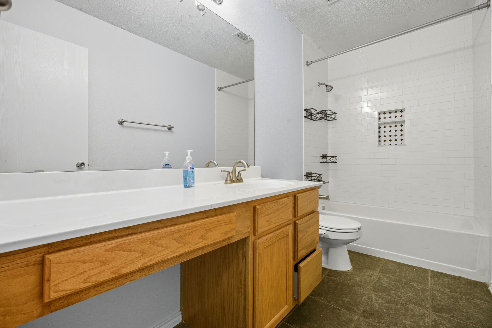 Building Photo - 4275 Cave Cove Ct