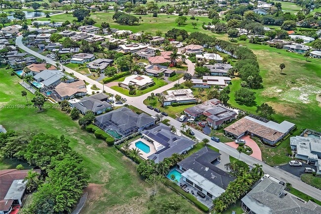 Building Photo - 5602 S Travelers Palm Ln