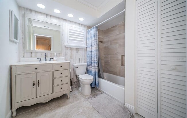 Building Photo - 969 Gulf View Blvd