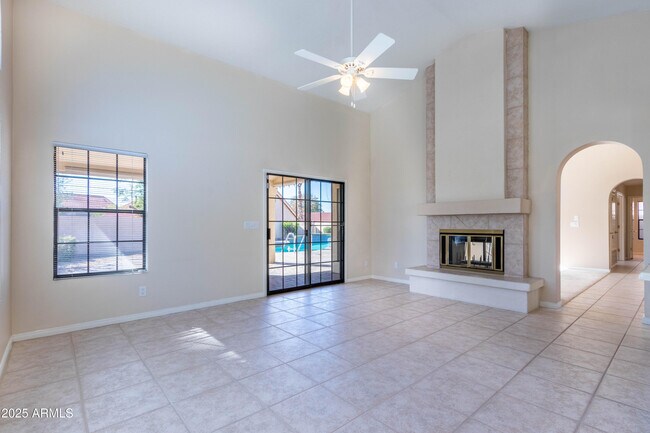 Building Photo - 13358 N 101st Pl