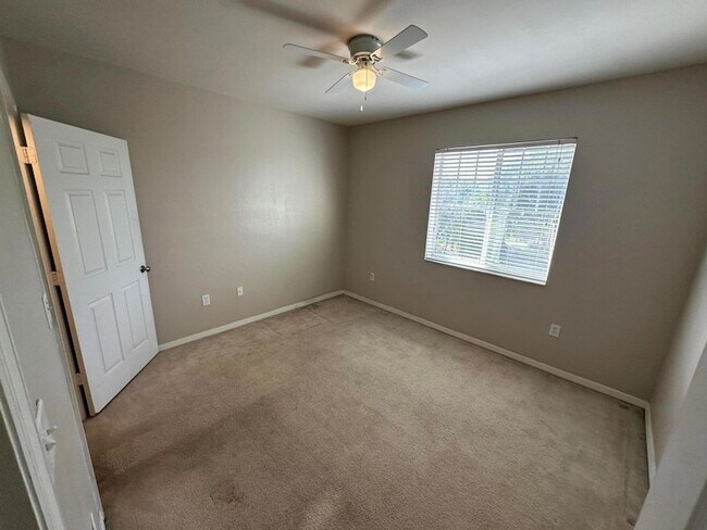 Building Photo - 6370 Emerald Dunes Dr