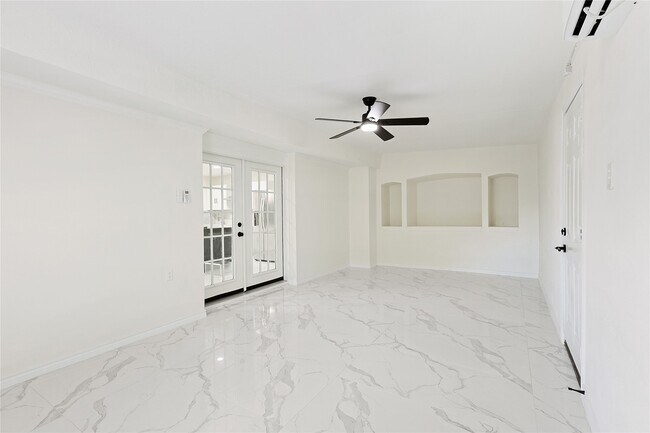 Building Photo - 6814 Loch Langham Dr