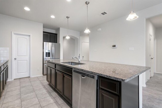 Building Photo - 213 Methodius Dr