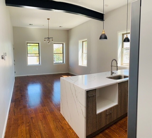 Building Photo - 178 Elm St