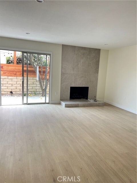 Building Photo - 9950 Reseda Blvd