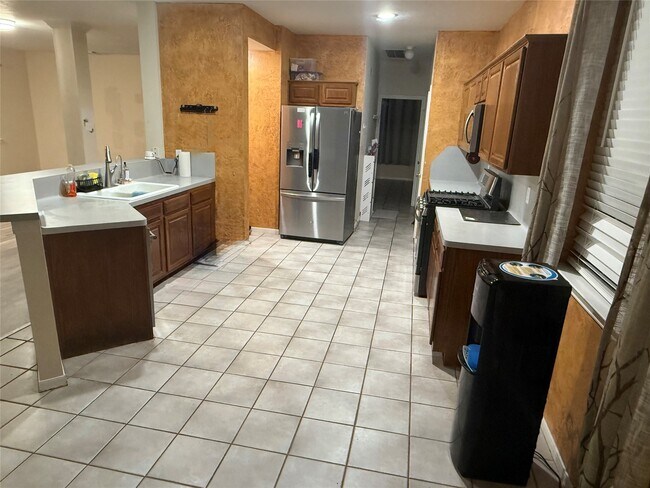 Building Photo - 1809 Oakland Cir