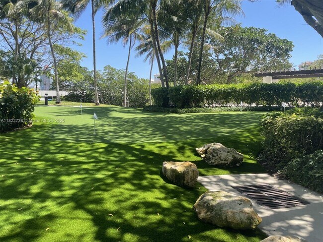Building Photo - 3000 Island Blvd