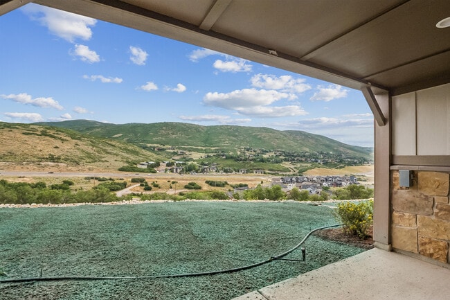 Building Photo - 474 Ascent Dr