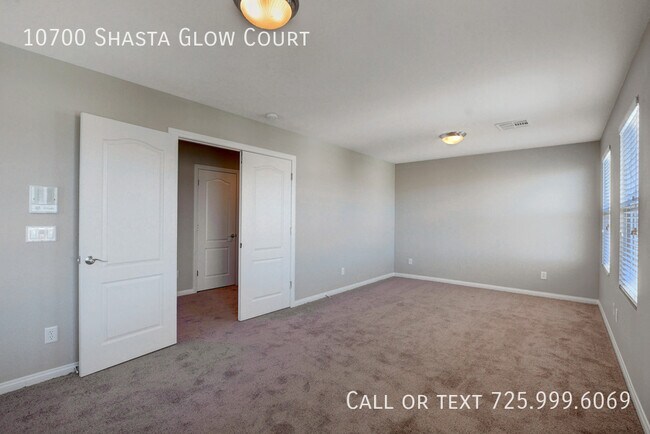 Building Photo - 10700 Shasta Glow Ct