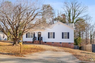 Building Photo - NW Greensboro. Newer Home - 3 Bedrooms, 2 ...