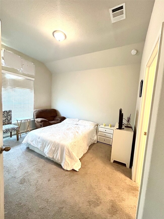 Building Photo - 19835 Capri Shrs Ln