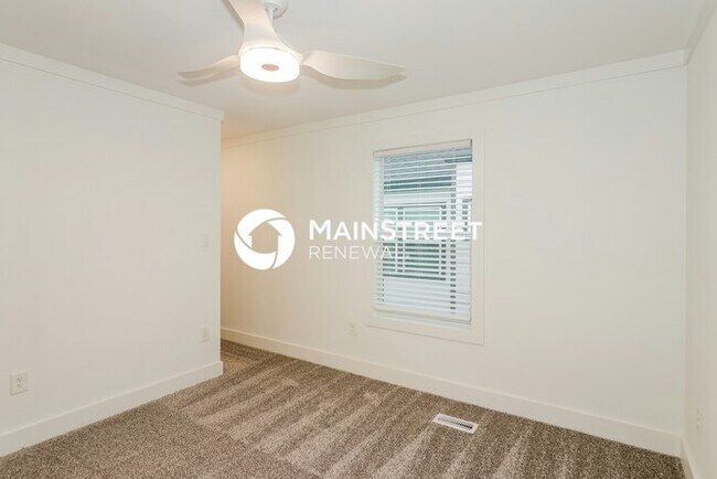 Building Photo - 3 Bedroom Pet-Friendly Home in Houston, TX with Main Street Renewal