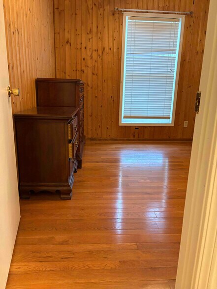 Building Photo - 3513 Ridge View Ct NE