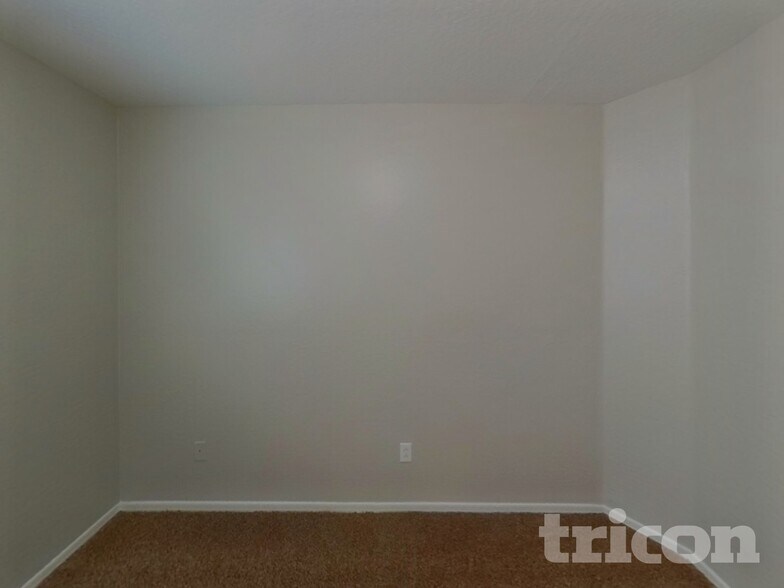 Building Photo - 3728 W Fremont Rd.