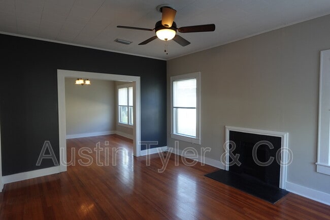 Building Photo - 4326 Wilton St