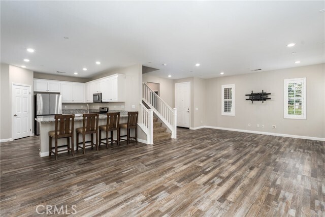 Building Photo - 4775 S Bresse Paseo