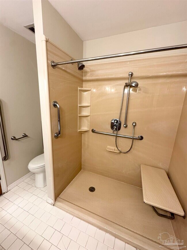 Building Photo - 6740 Bunker Hill Cir