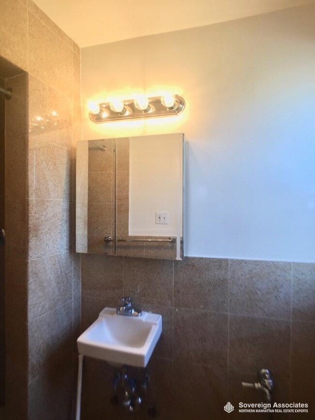 Floorplan - 700 Fort Washington Avenue