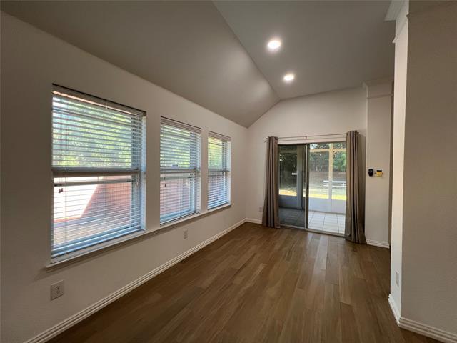 Building Photo - 803 Ridge Point Dr