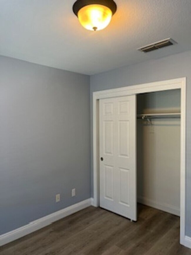 Building Photo - PRICE REDUCED!! LOVELY REMODELED 4 BEDROOM...