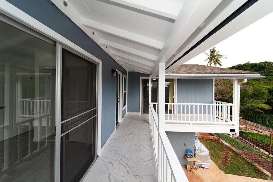 Building Photo - 99-627 Kaulainahee Pl