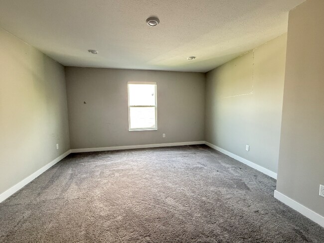 Building Photo - 3567 Merchmont Rd
