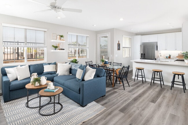 Building Photo - Tricon Menifee