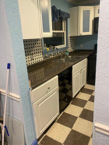 Building Photo - 4953 Haygood Rd