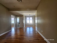 Building Photo - 1550 N Parkside Ave