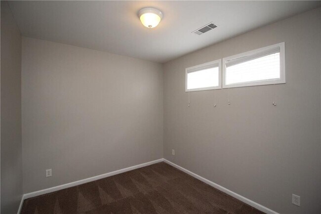 Building Photo - 2132 Weldonberry Dr