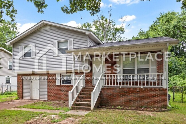 Building Photo - 4028 Sewall Dr SW