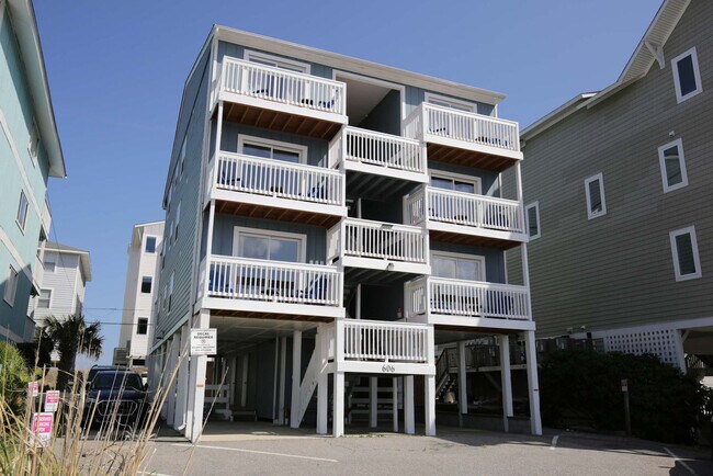 Building Photo - 606 Carolina Beach Ave S