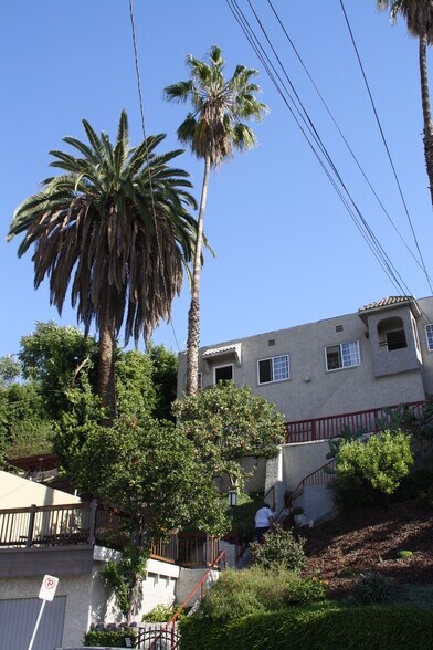 Building Photo - 1012 Laguna Ave