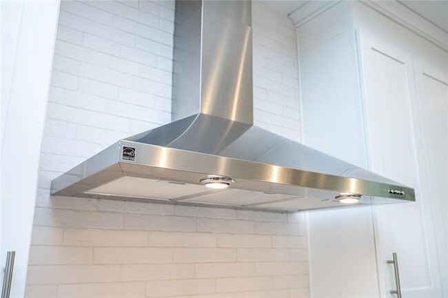 Building Photo - 6655 Sterling Dr